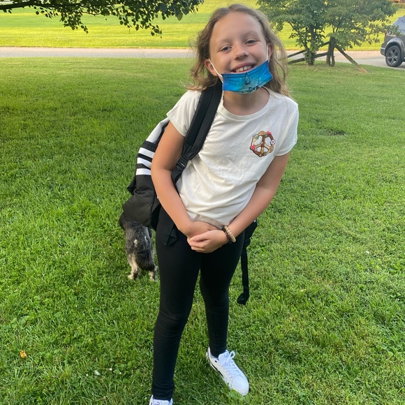 Meet your Posher, Ariel - Picture 4 of 14